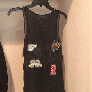 Sleeveless sheer tank top!